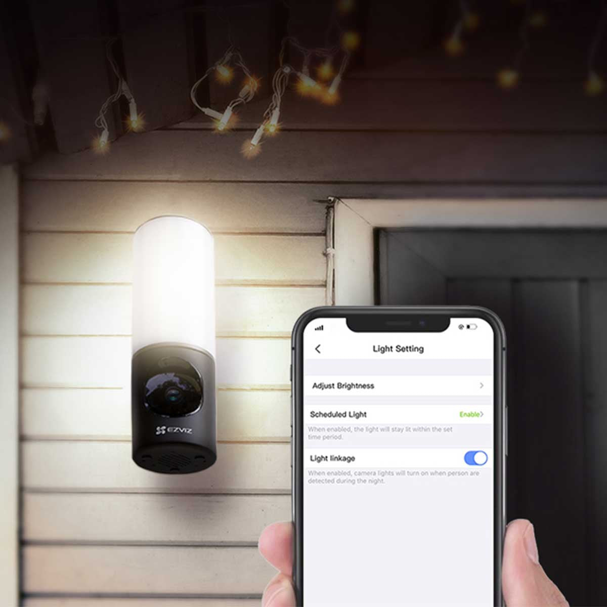 CAMARA DE SEGURIDAD SMART PARA EXTERIOR CON LAMPARA DE PARED LC3