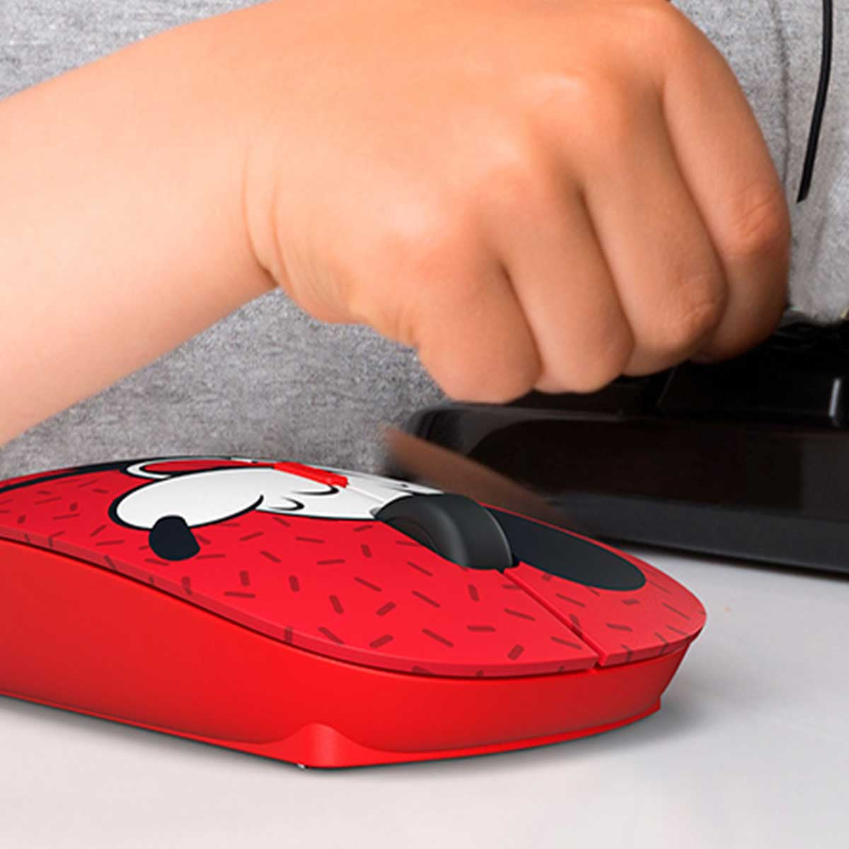 MOUSE INALAMBRICO EDICION MICKEY XTM-D340MK