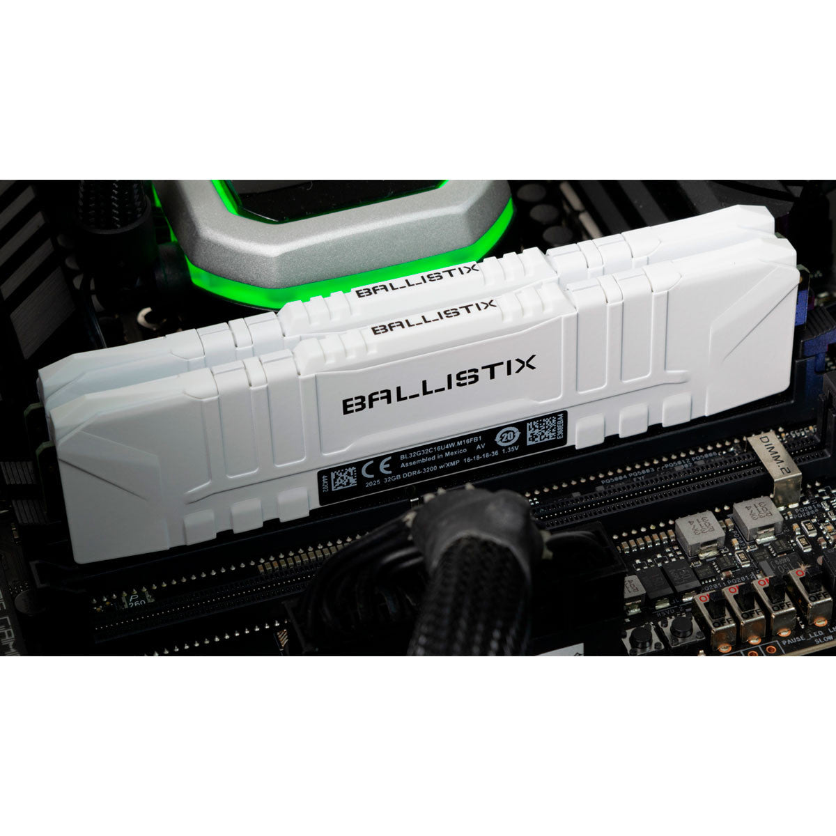 MEMORIA RAM PARA PC 16GB DDR4 3200 BALLISTIX WHITE