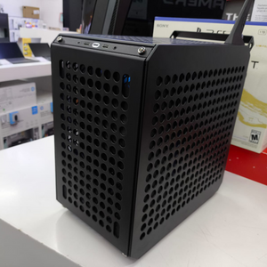 SETUP QUBE 500, ULTRA 7 265, RTX 5070 12GB VENTUS 3X, 32GB RAM DDR5, 1TB SSD, 800W BRONZE, B860 MSI PLUS, 240 ATMOS